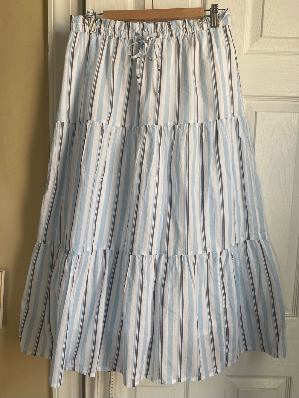 J Crew Light Blue & White Striped Tiered Maxi Skirt size medium NEW WITH TAGS